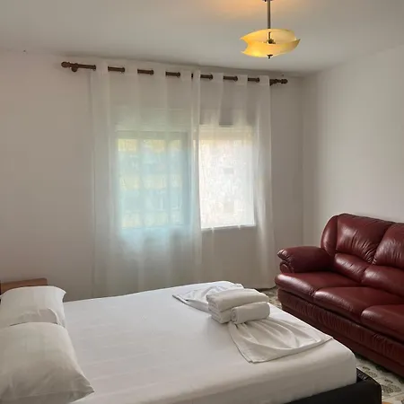 Hotel John's